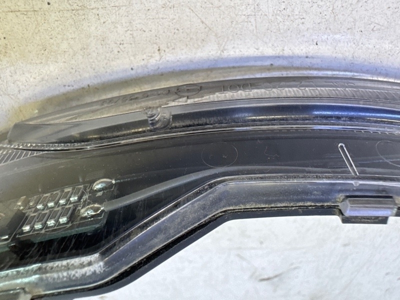 Повторитель на крыло правый