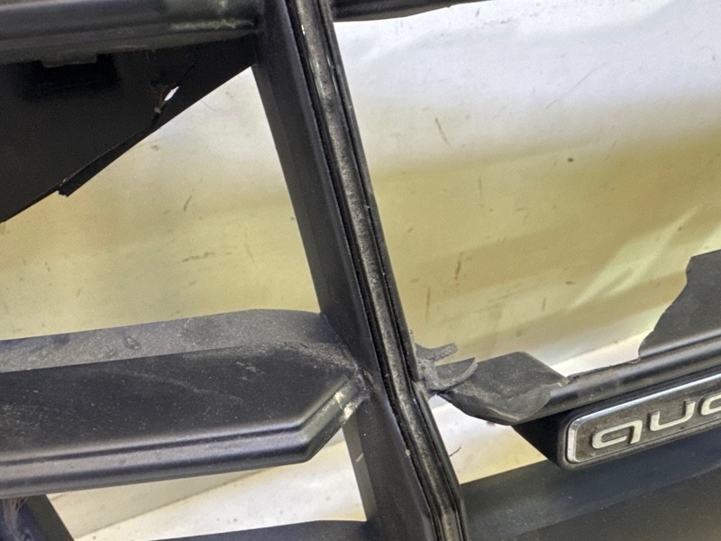 Решетка радиатора