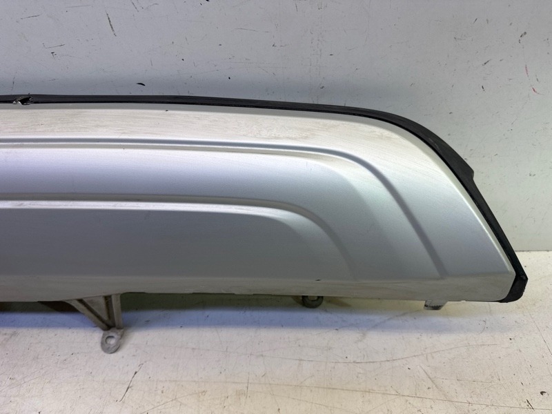 Накладка заднего бампера