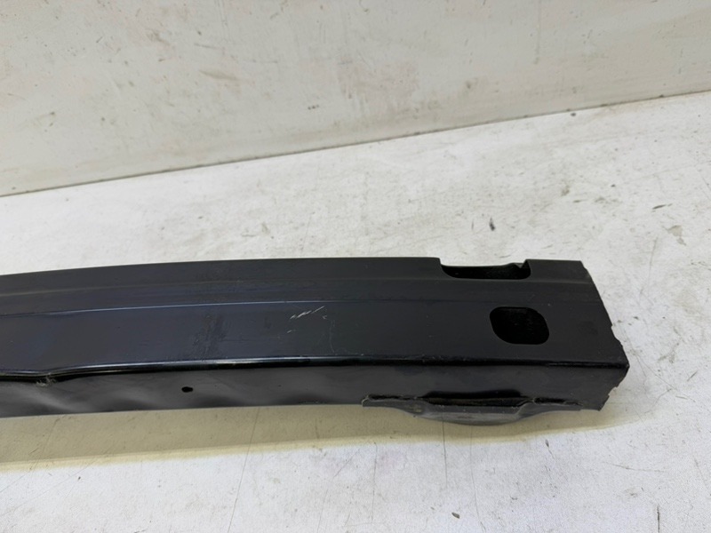 Усилитель заднего бампера