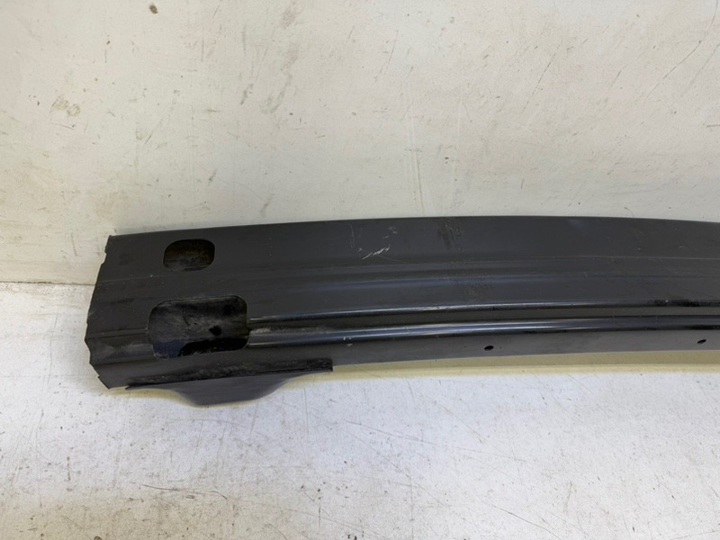 Усилитель заднего бампера