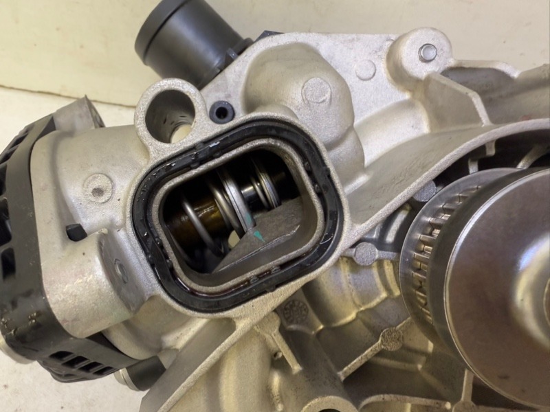 Насос электрический (доп.помпа)