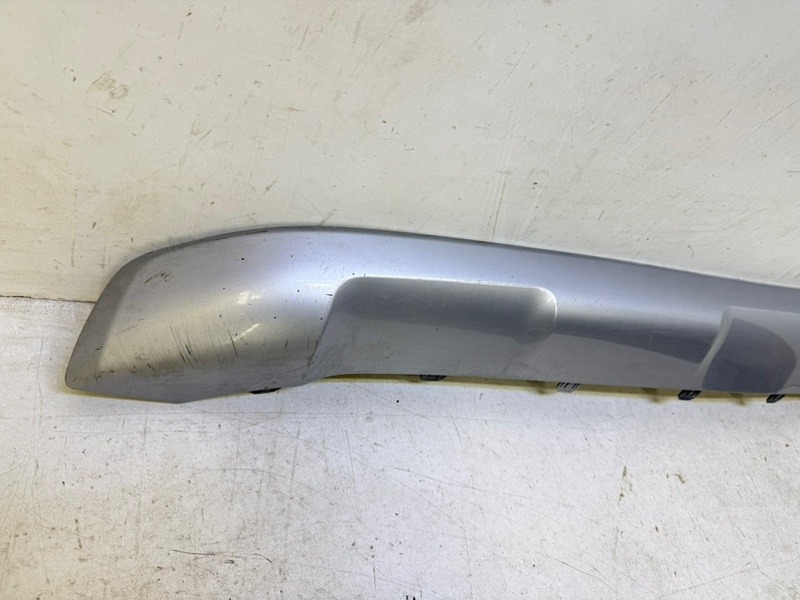 Накладка переднего бампера