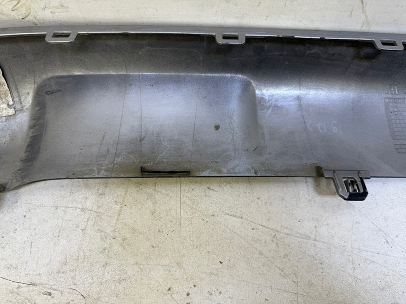 Накладка переднего бампера