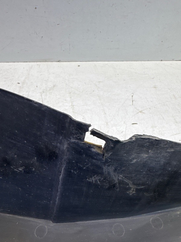 Пыльник двигателя