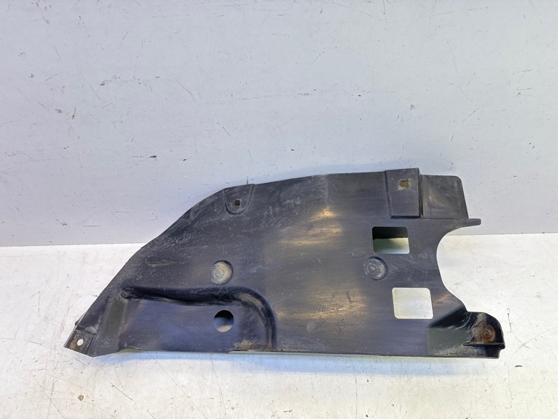 Пыльник двигателя