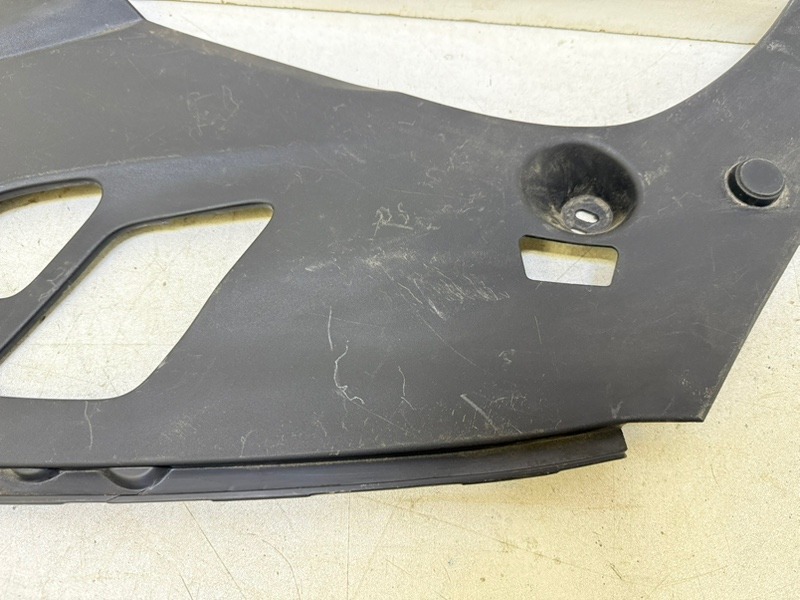 Кузовной элемент