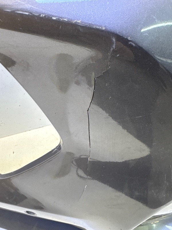 Бампер передний