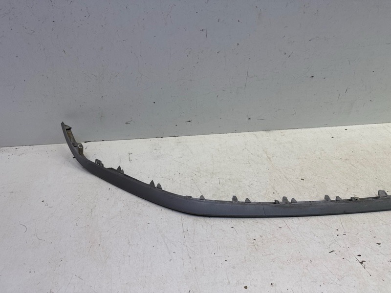 Накладка переднего бампера