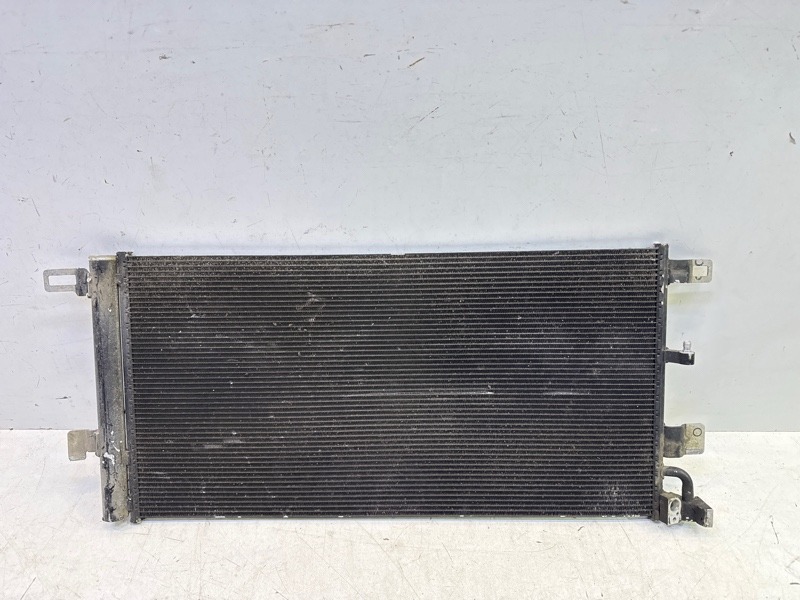 Радиатор кондиционера / конденсер