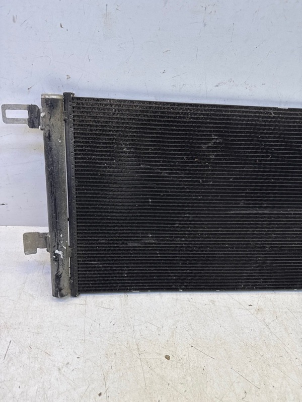 Радиатор кондиционера / конденсер
