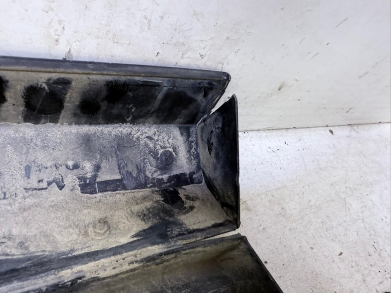 Накладка двери передней правой