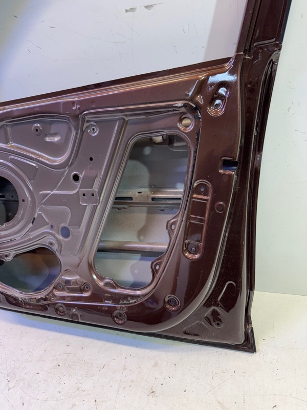 Дверь передняя правая