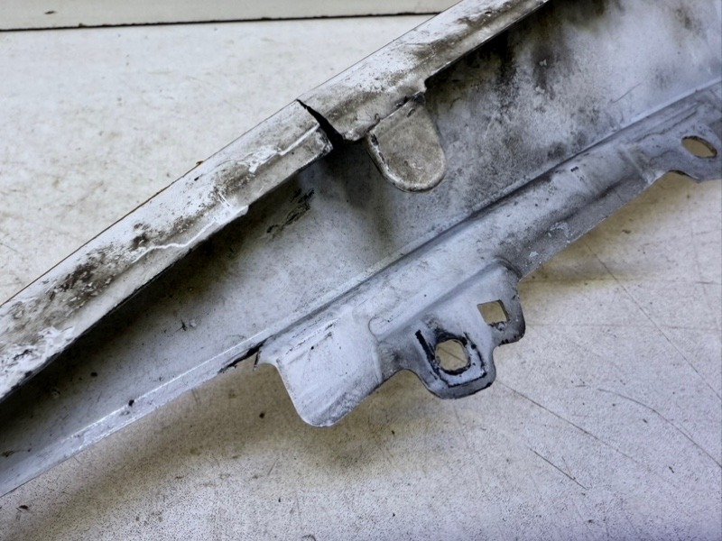 Накладка на решетку радиатора