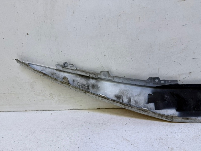 Накладка на решетку радиатора