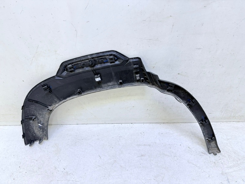 Накладка заднего крыла левого