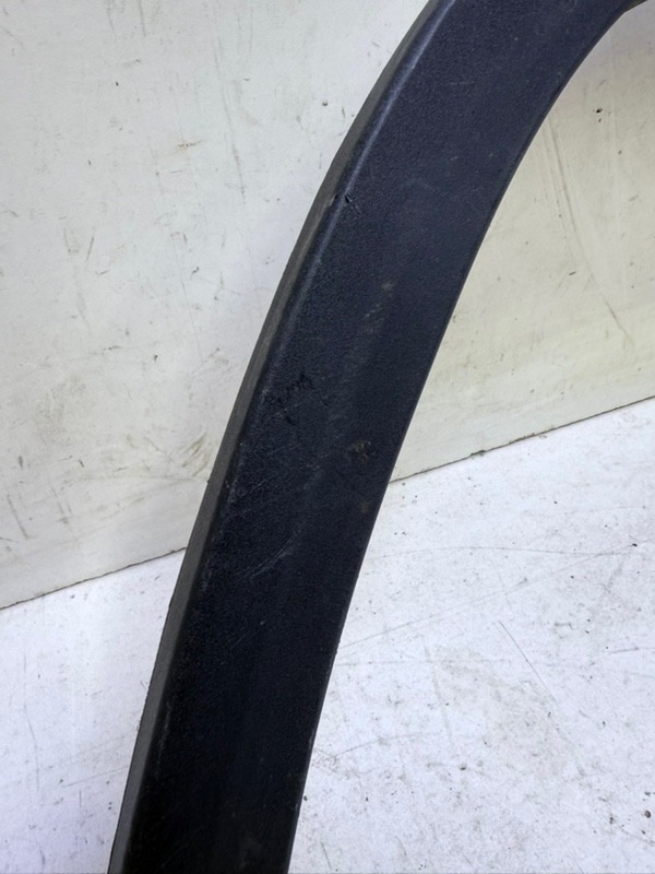 Накладка заднего крыла левого