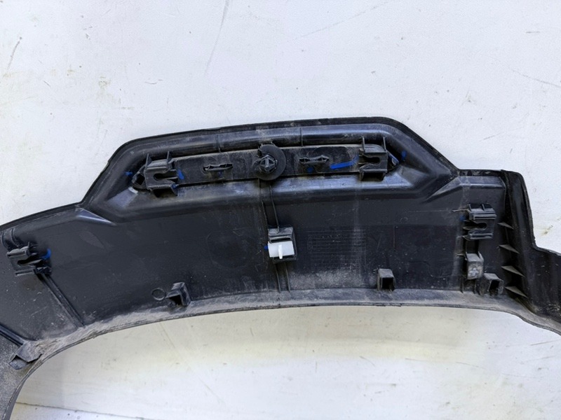 Накладка заднего крыла левого