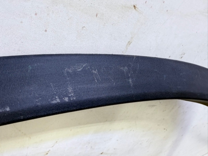 Накладка переднего крыла левого