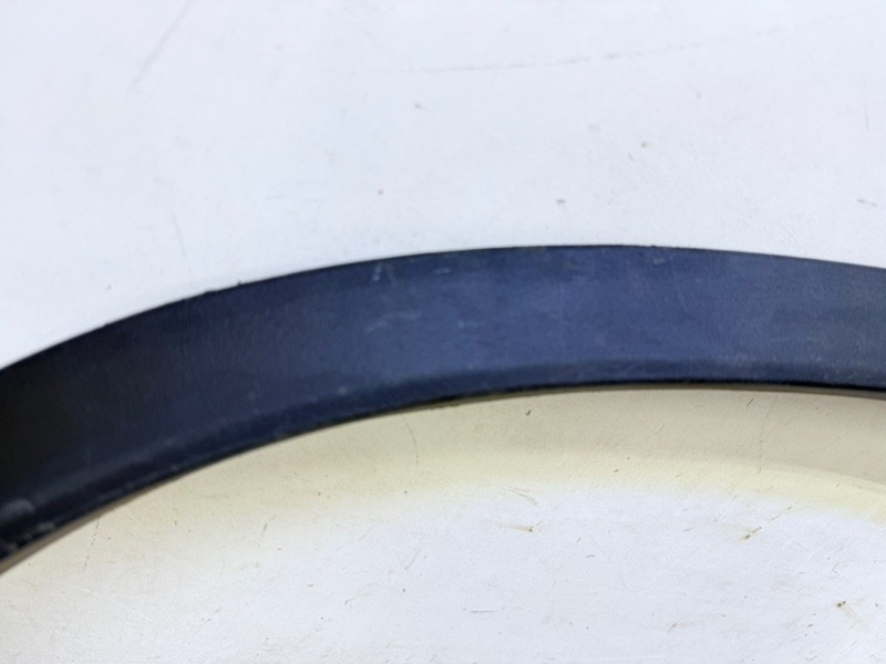 Накладка переднего крыла левого