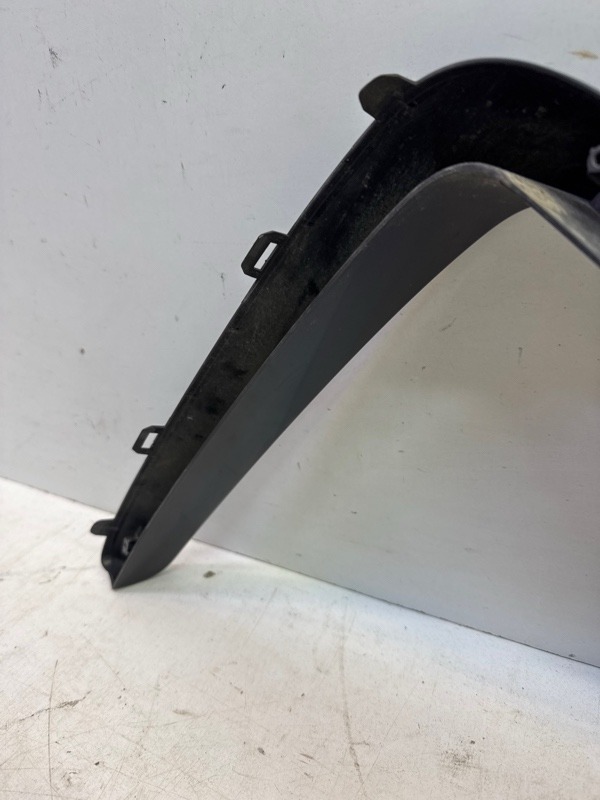 Накладка переднего бампера левая