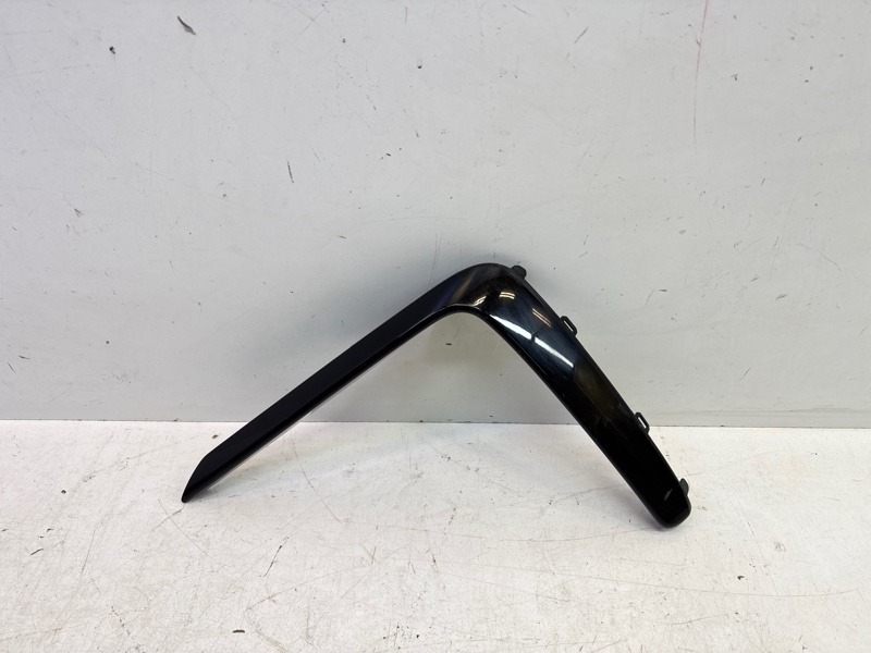 Накладка переднего бампера левая