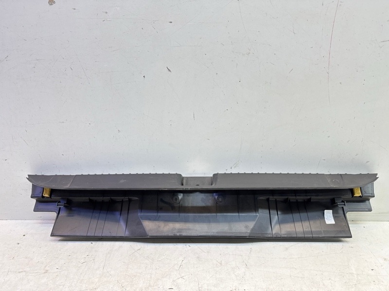 Обшивка багажника