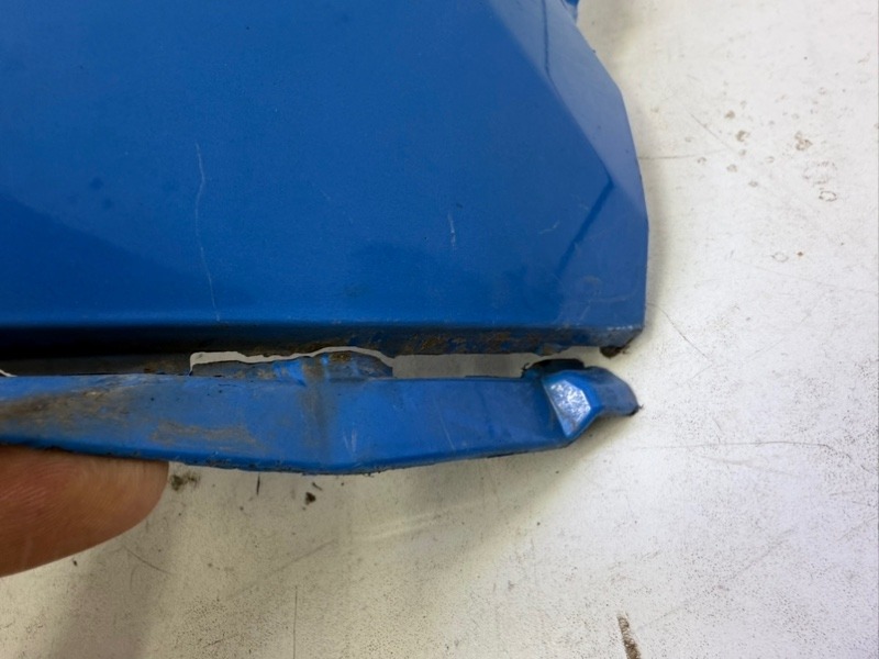 Бампер передний