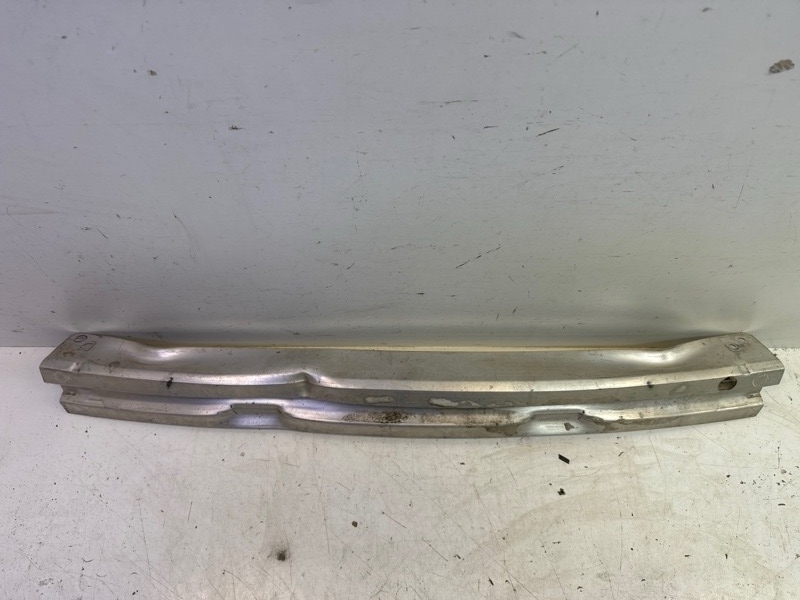 Усилитель заднего бампера