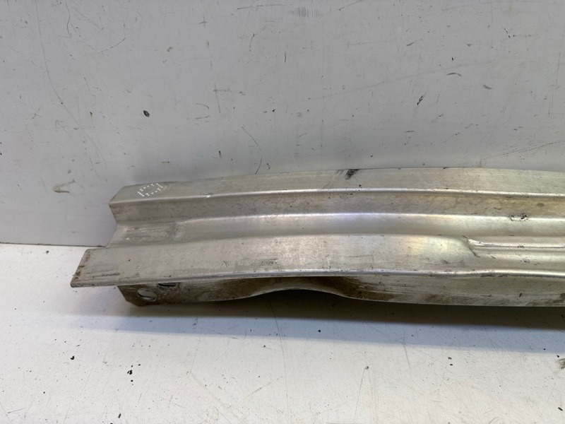 Усилитель заднего бампера