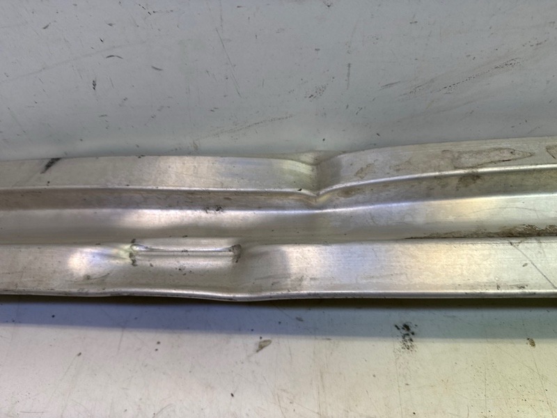 Усилитель заднего бампера