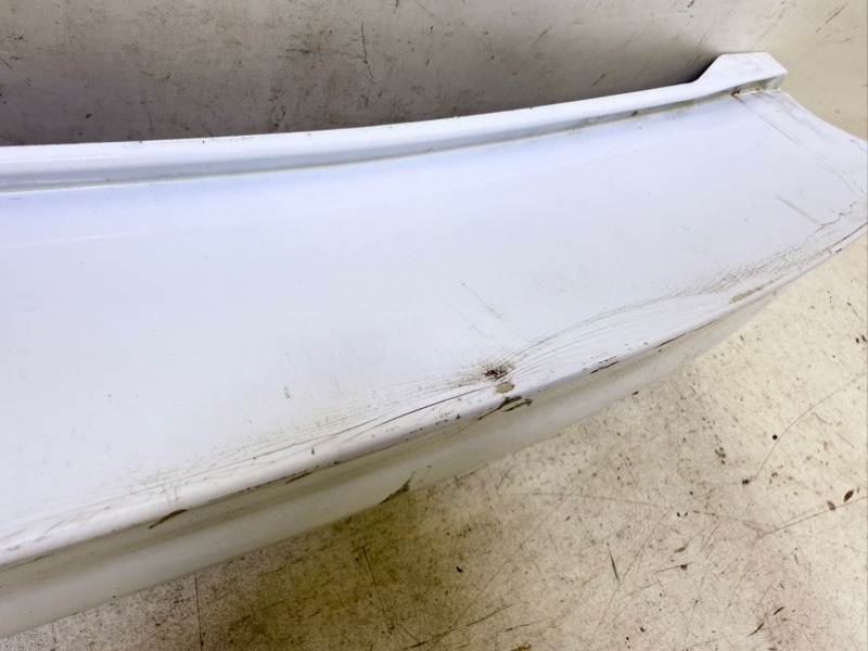 Накладка крышки багажника