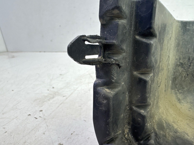 Пыльник двигателя