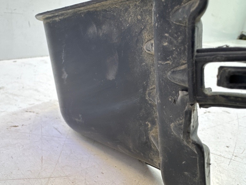 Пыльник двигателя