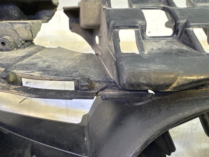 Решетка радиатора