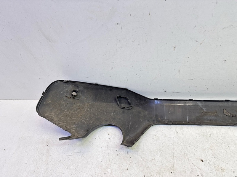 Спойлер заднего бампера