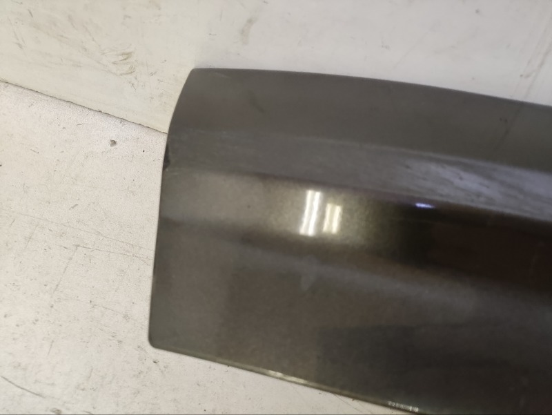 Накладка крышки багажника