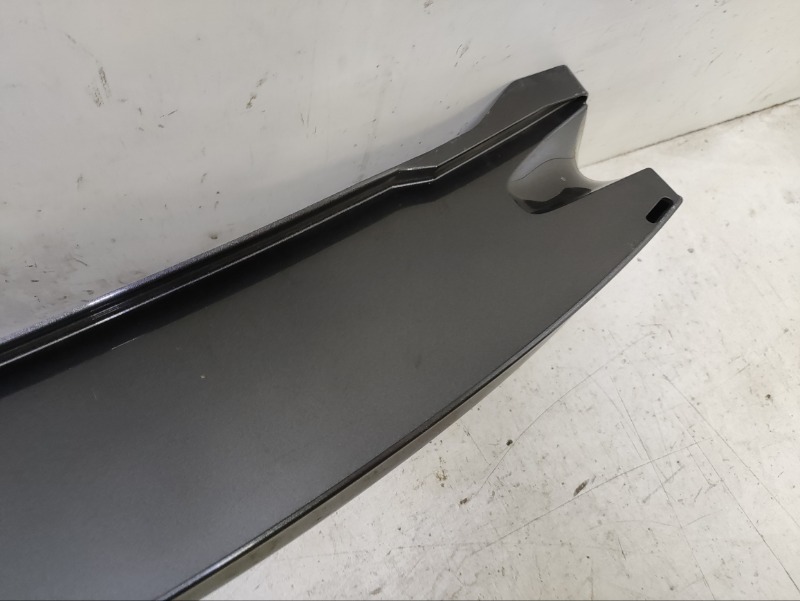 Накладка крышки багажника