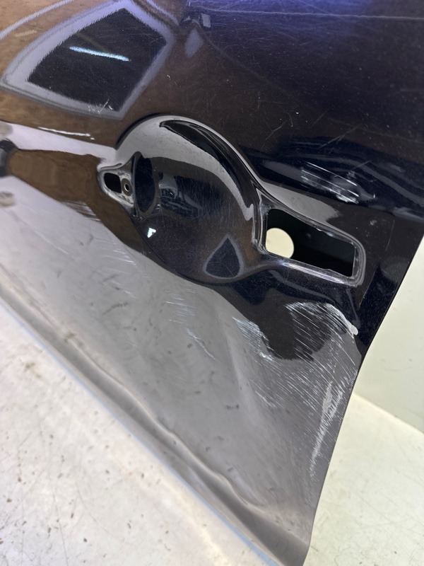 Дверь передняя левая