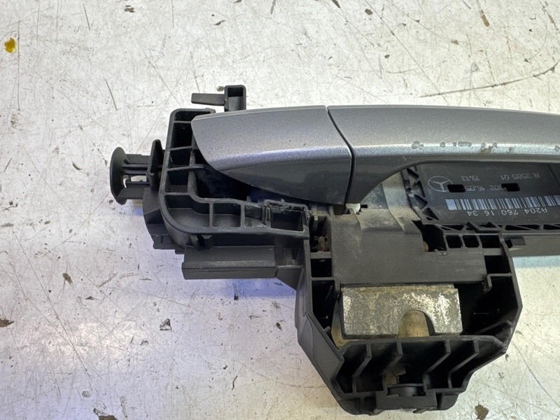 Ручка двери передней наружная правая