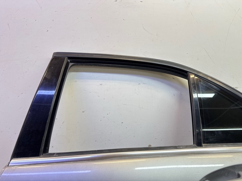 Дверь задняя левая