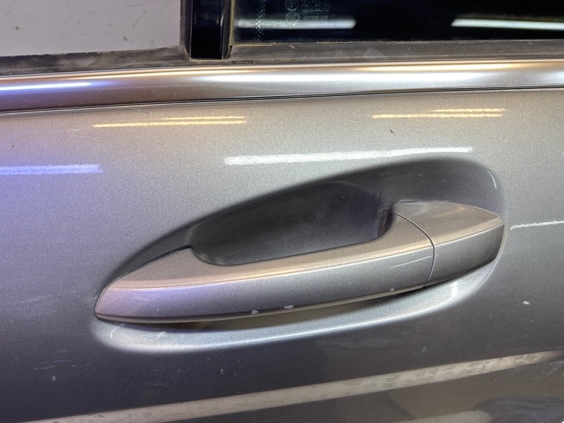 Дверь задняя левая