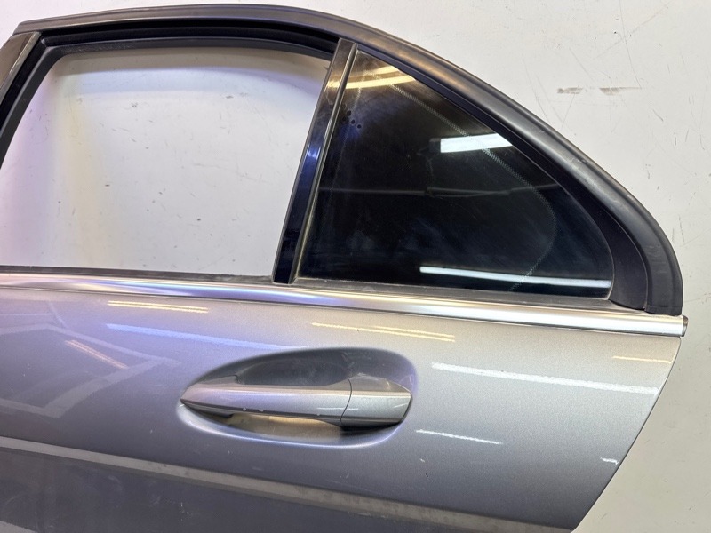 Дверь задняя левая