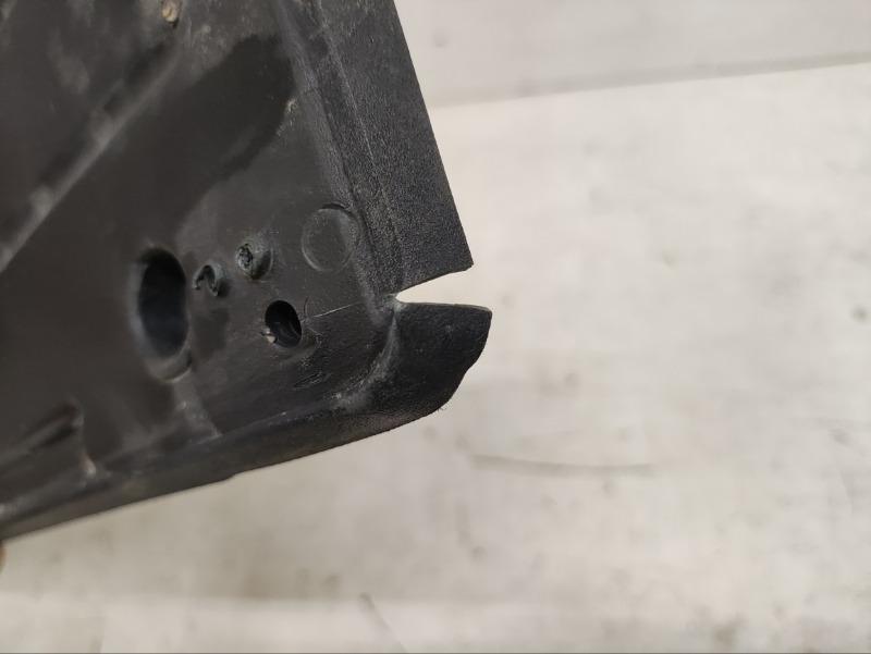 Накладка переднего бампера под номер