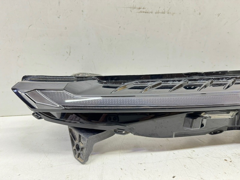 Фара дневного света левая (ходовые огни)