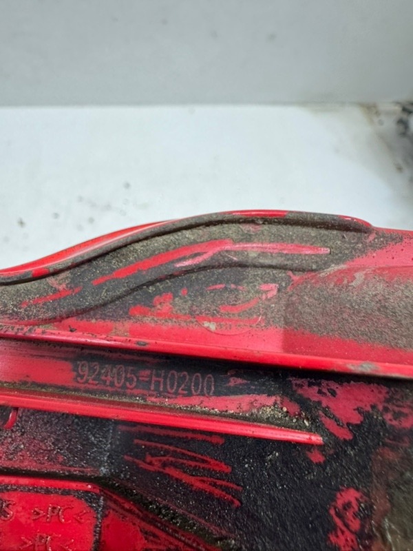 Фара противотуманная левая