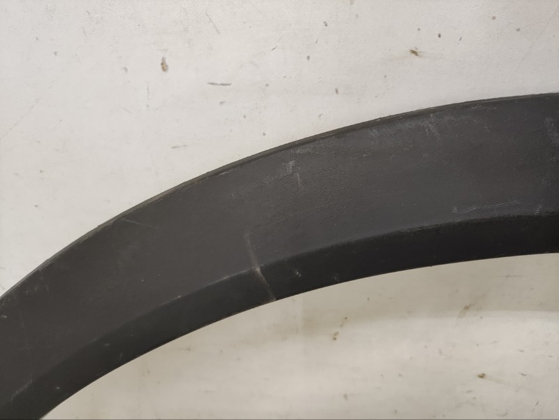 Накладка переднего крыла левого