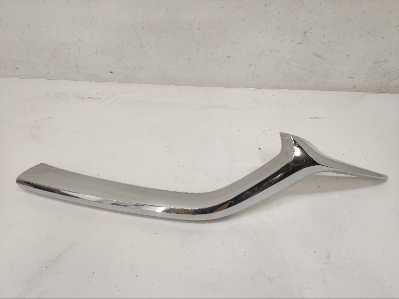 Накладка на решетку радиатора