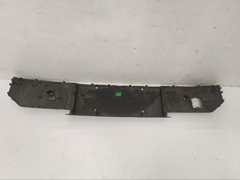 Накладка переднего бампера