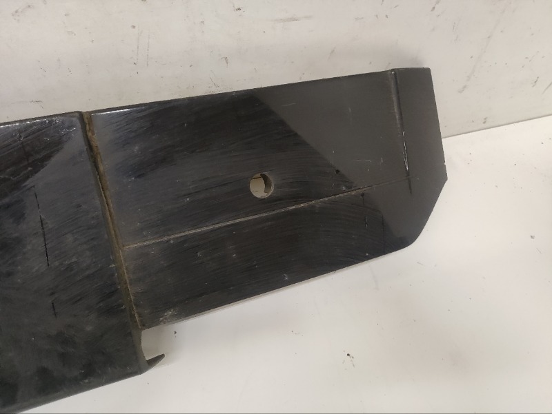 Накладка переднего бампера